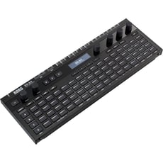 Korg  SQ-64  - Secuenciador por pasos polifónico de 4 pistas, 3 pistas de melodía con polifonía de 8 veces y 16 patrones de 64 pasos cada uno, Pista de batería con 16 subpistas monofónicas, Matriz de 64 teclas co...
