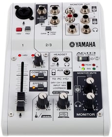 Yamaha AG-03  B-Stock - Mezclador Analógico Yamaha AG-03, 3 canales, Interfaz de audio USB, Función de bucle invertido, Alta resolución (24 bits 192kHz) 2 bandas, Preamplificador de micrófono 